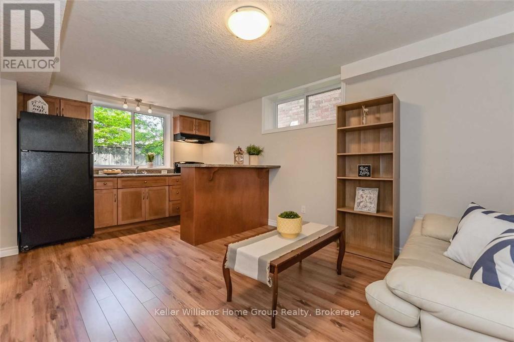 230 Rickson Avenue, Guelph, Ontario  N1G 5H1 - Photo 32 - X12362754