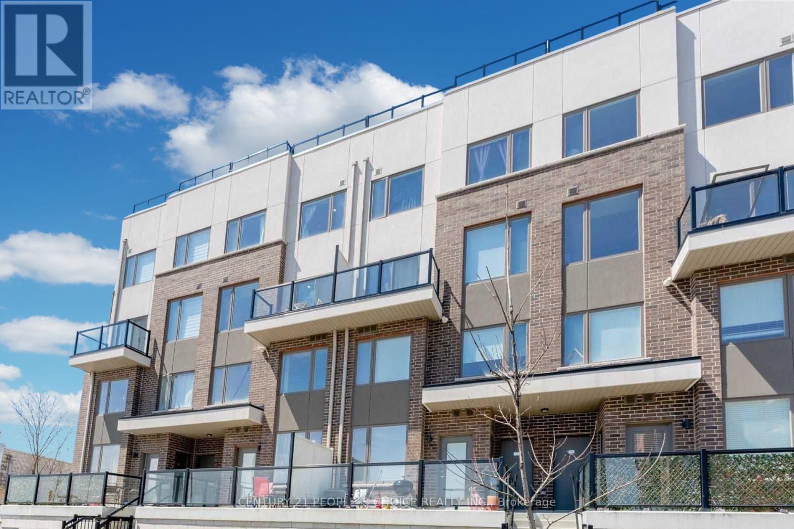 304 - 1460 Whites Road, Pickering, Ontario  L1V 0E8 - Photo 1 - E12364844