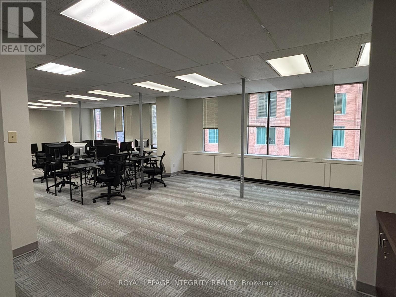 602 - 170 Laurier Avenue W, Ottawa, Ontario  K1P 5V5 - Photo 3 - X12364924