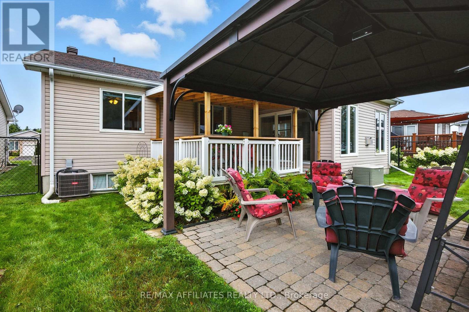 74 Decaria Boulevard, Perth, Ontario  K7H 3R3 - Photo 32 - X12364961