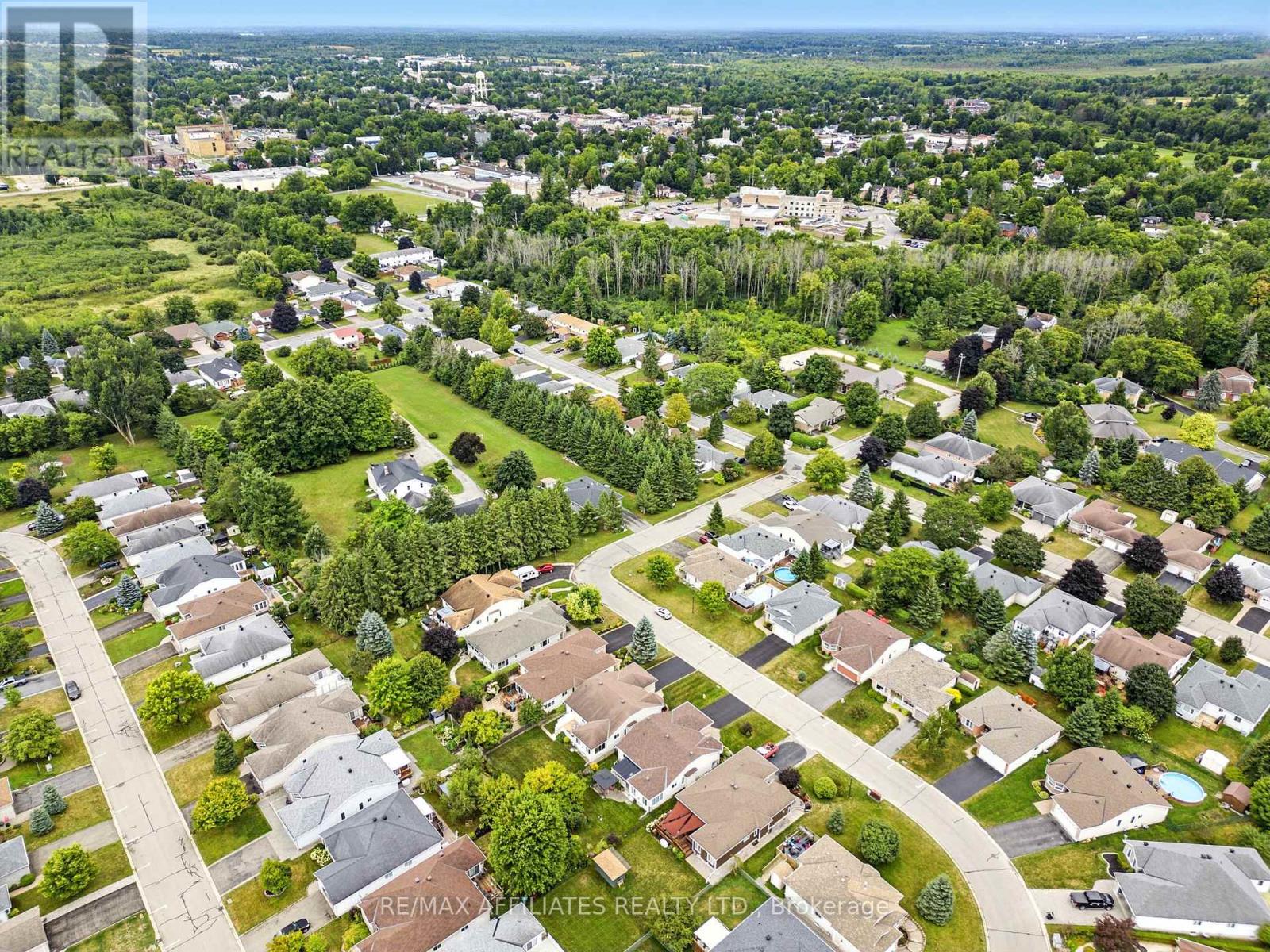 74 Decaria Boulevard, Perth, Ontario  K7H 3R3 - Photo 38 - X12364961