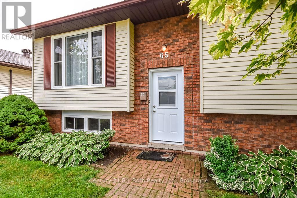 65 Lahay Avenue, Orillia, Ontario  L3V 7A2 - Photo 2 - S12364931