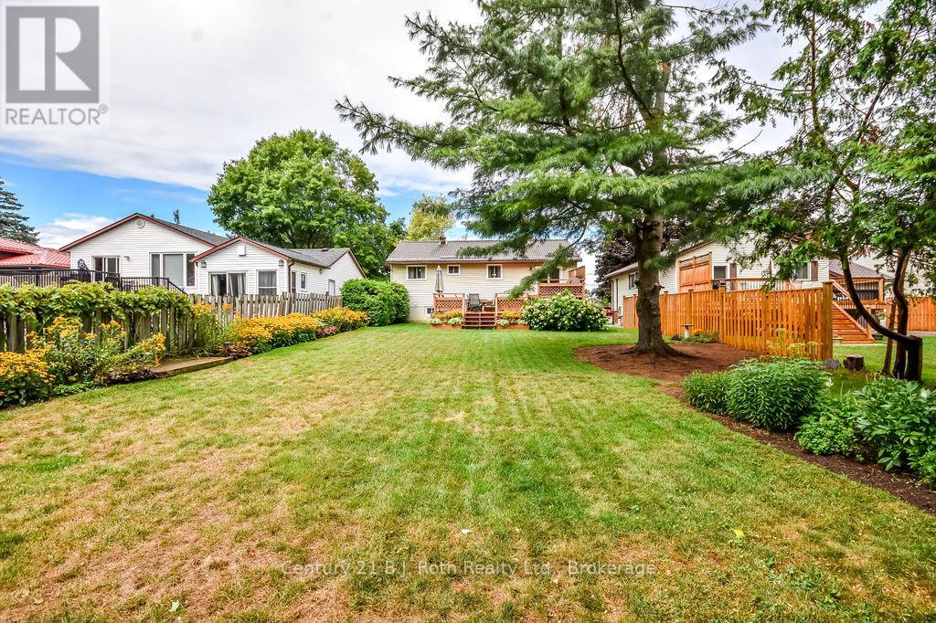 65 Lahay Avenue, Orillia, Ontario  L3V 7A2 - Photo 38 - S12364931