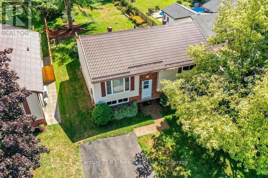 65 Lahay Avenue, Orillia, Ontario  L3V 7A2 - Photo 4 - S12364931