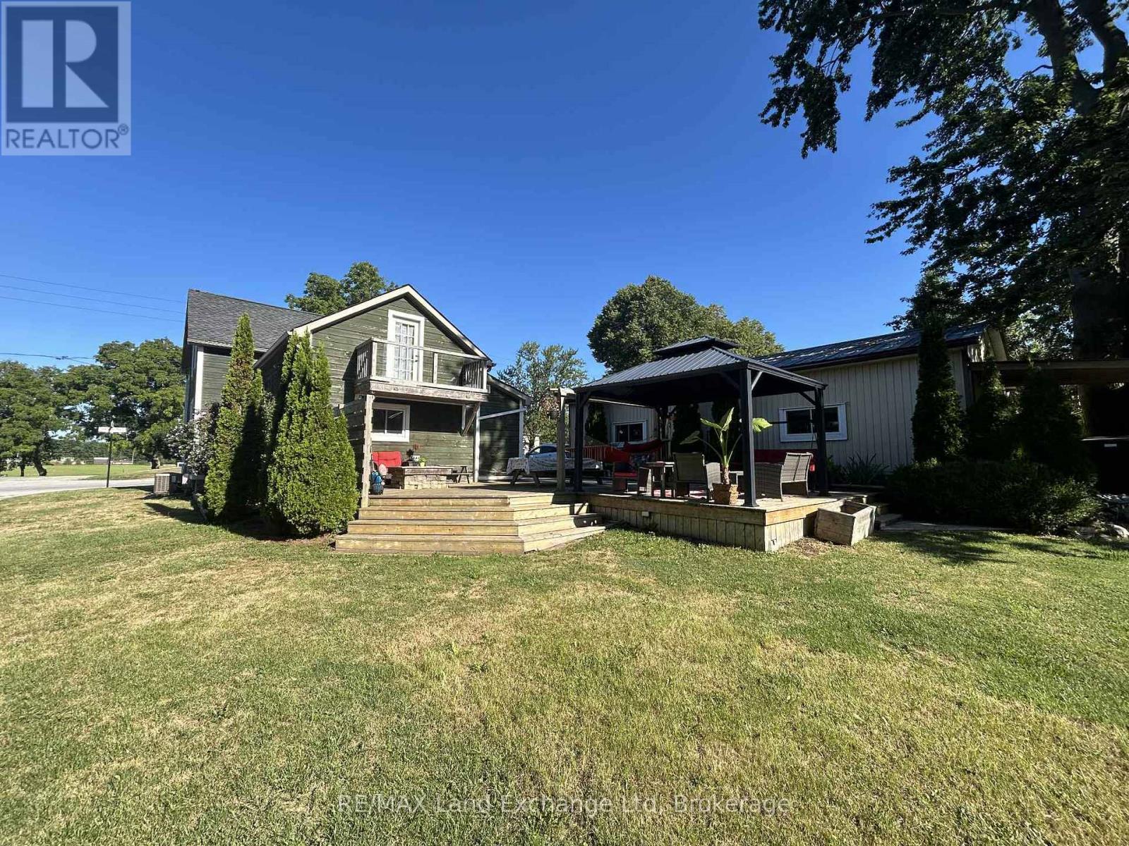 202 Union Street, North Huron, Ontario  N0M 1H0 - Photo 30 - X12364979