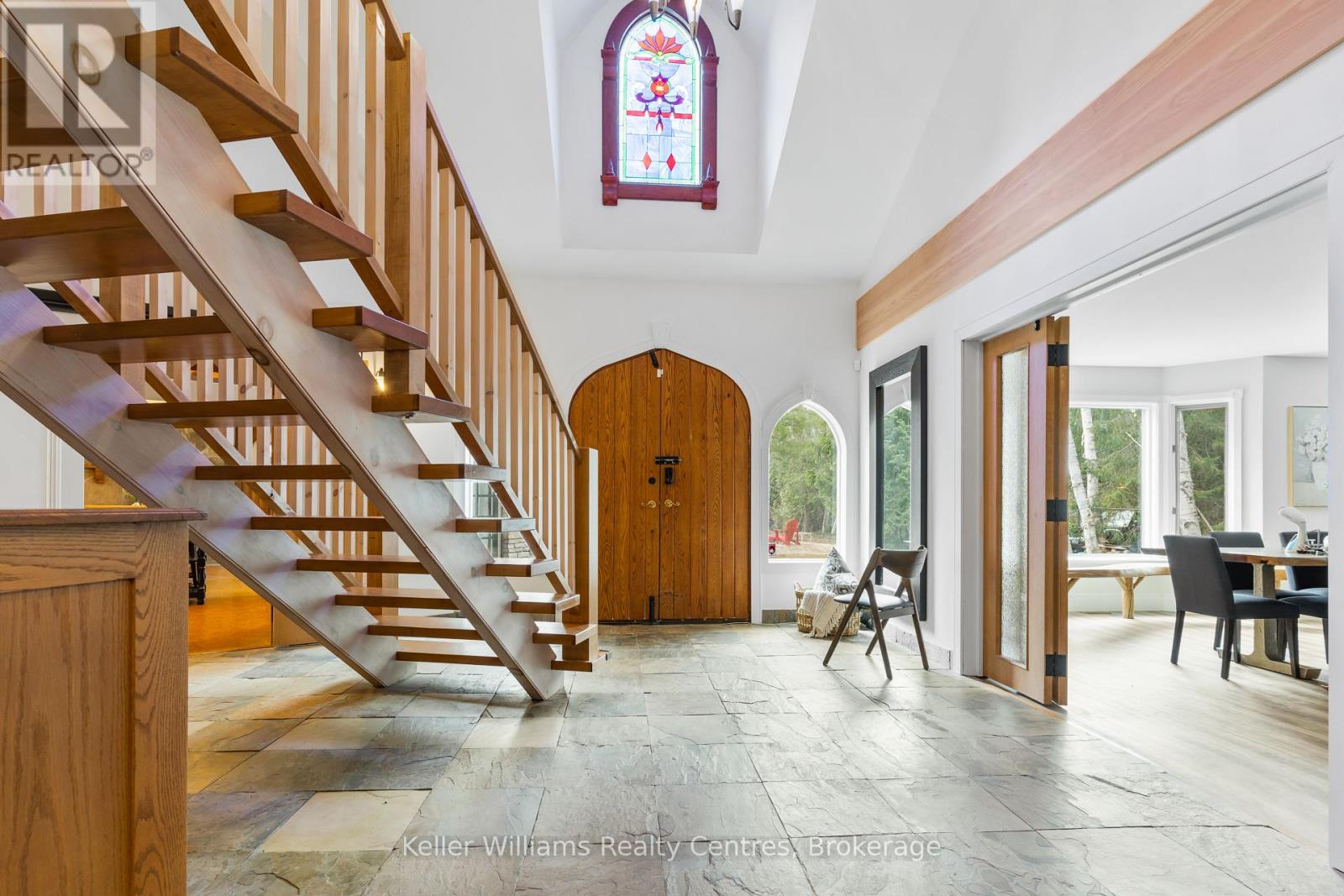 17 Thomas Street, South Bruce Peninsula, Ontario  N0H 2T0 - Photo 4 - X12364994