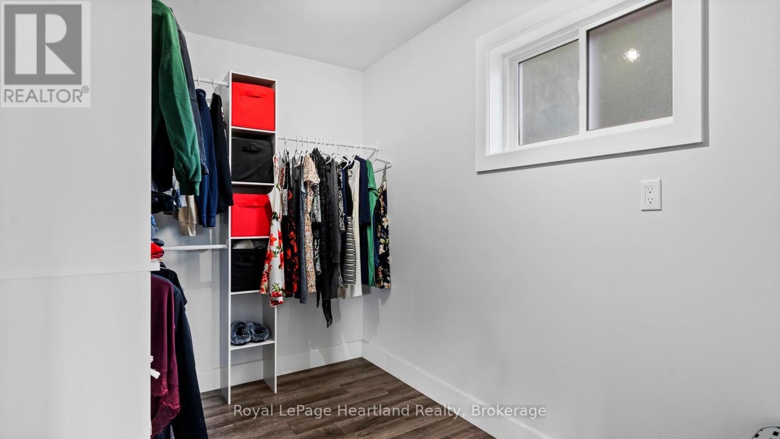 422 Willoughby Street, Huron-Kinloss, Ontario  N0G 2H0 - Photo 29 - X12365005