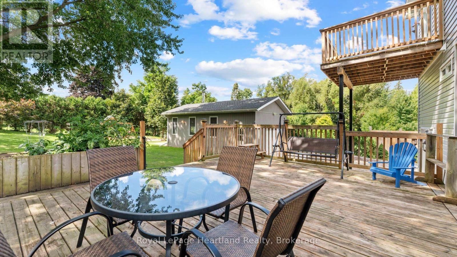 422 Willoughby Street, Huron-Kinloss, Ontario  N0G 2H0 - Photo 44 - X12365005