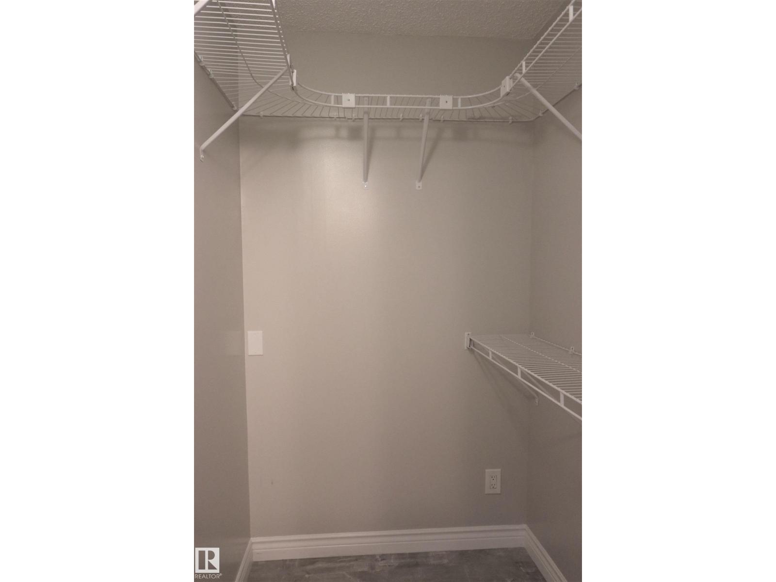 Property at 4317 54 ST image 5