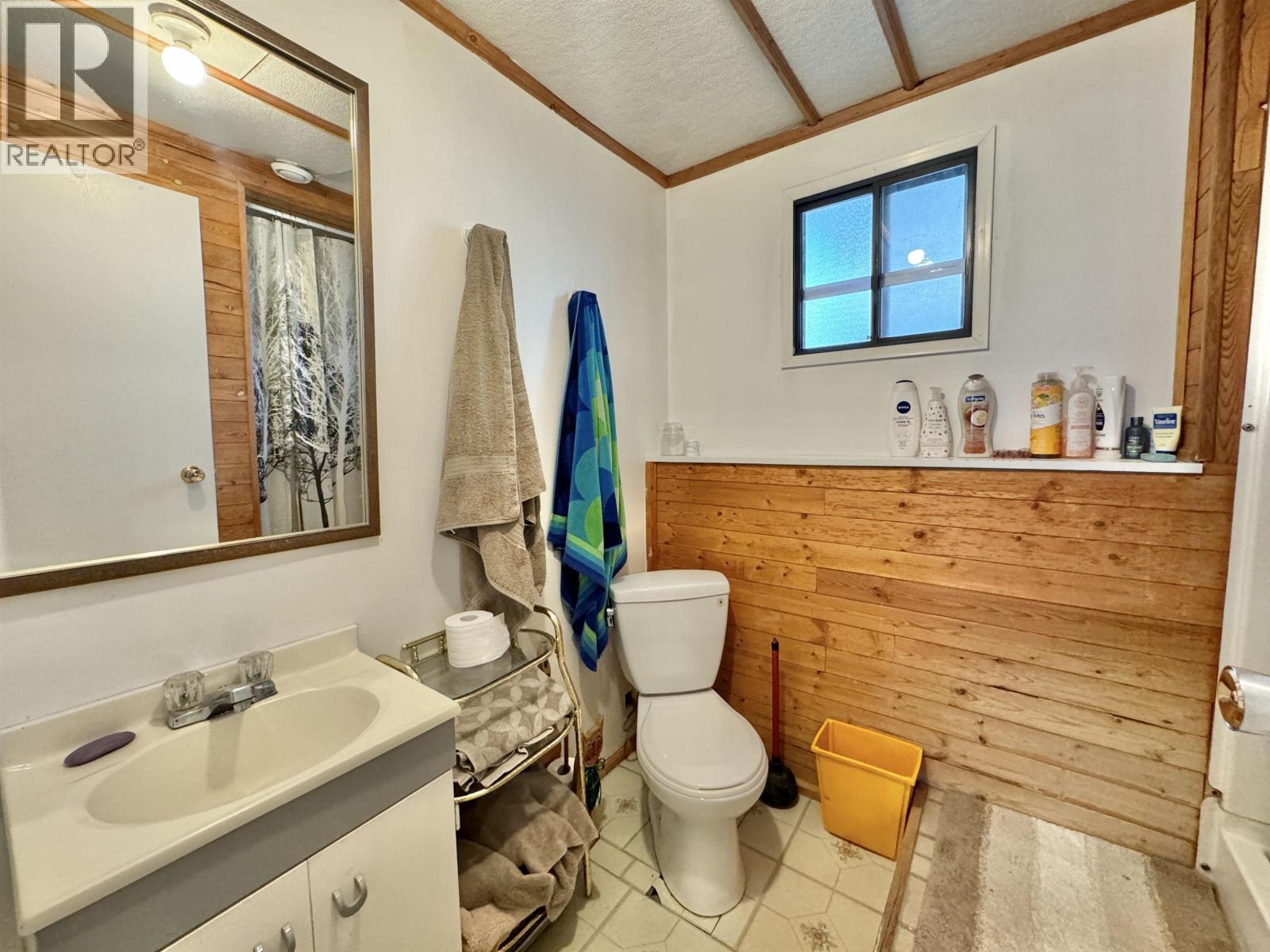 225 Litzenburg Crescent, Williams Lake, British Columbia  V2G 4G7 - Photo 15 - R3040555