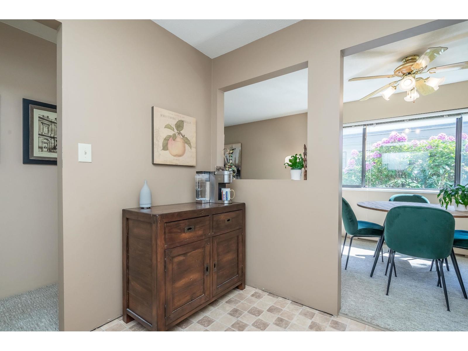 102 15290 Thrift Avenue, White Rock, British Columbia  V4B 2L2 - Photo 7 - R3040242