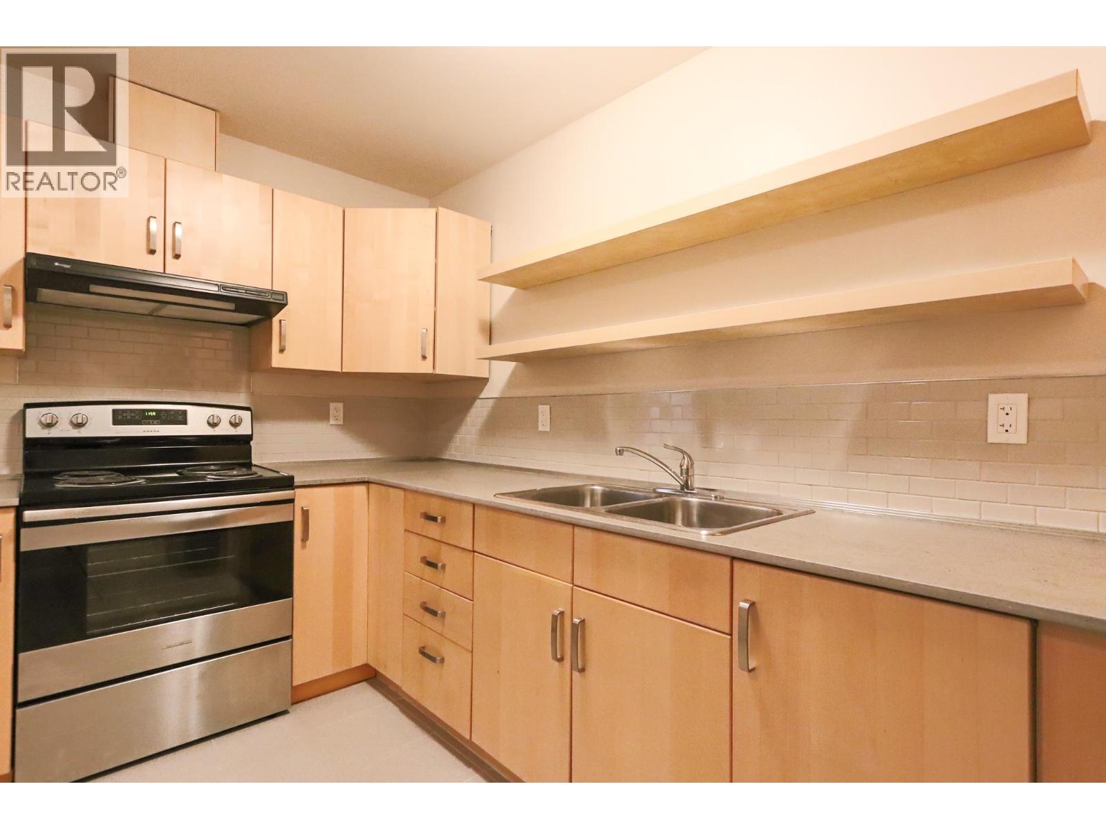 1516 Tanglewood Lane, Coquitlam, British Columbia  V3E 2V2 - Photo 32 - R3040521