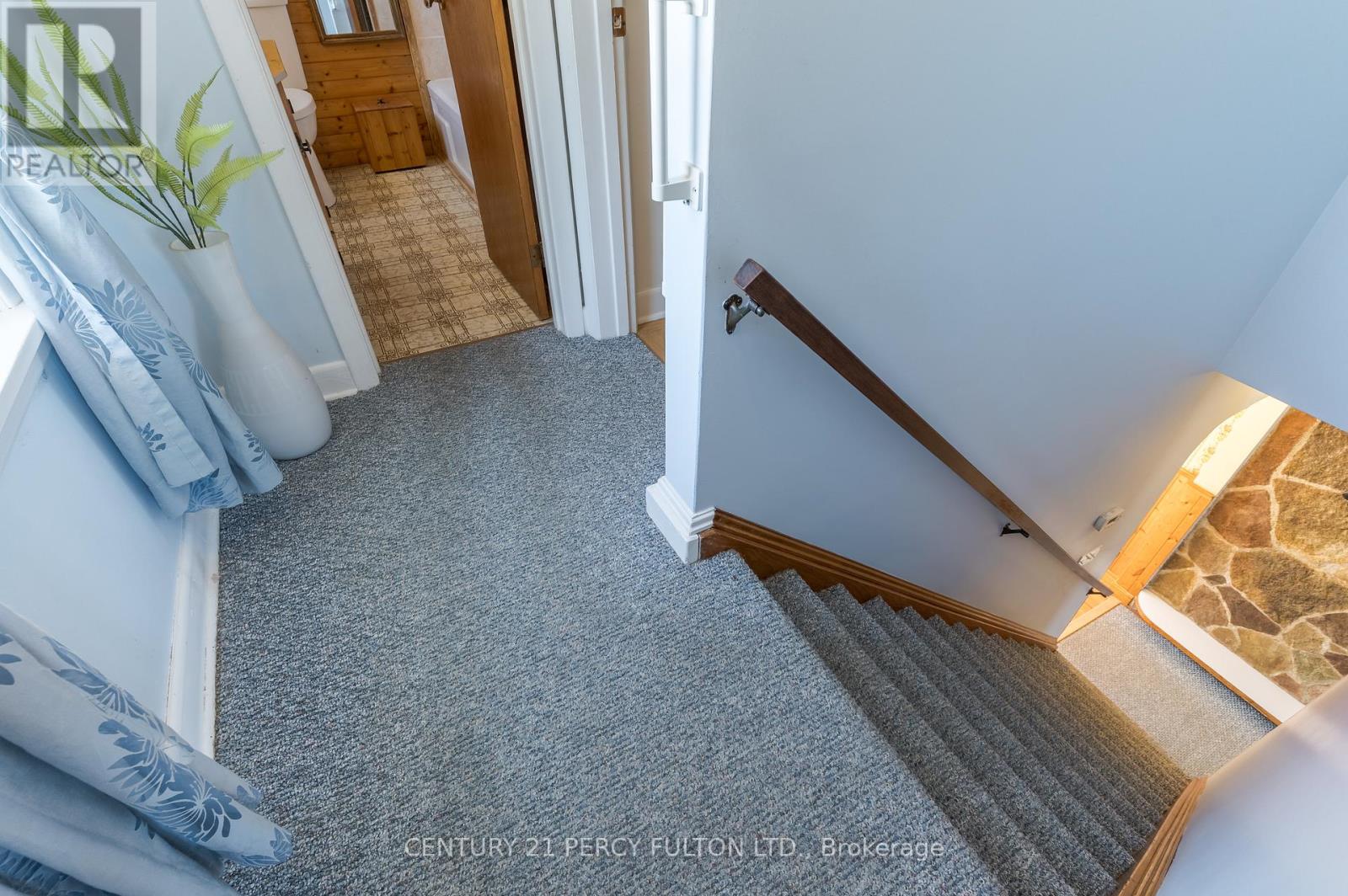 111 Short Avenue, Kawartha Lakes, Ontario  K9V 1J7 - Photo 24 - X12364839