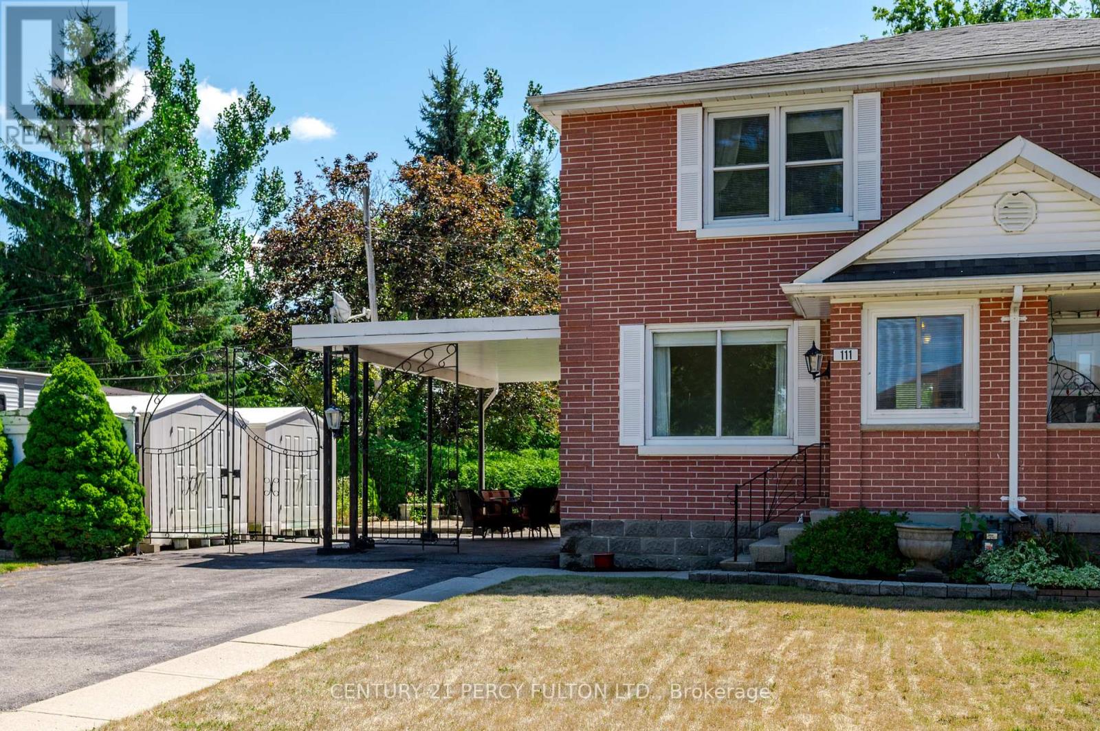 111 Short Avenue, Kawartha Lakes, Ontario  K9V 1J7 - Photo 3 - X12364839