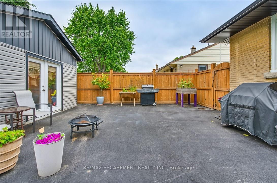 50 Sandalwood Avenue, Hamilton, Ontario  L8T 2E3 - Photo 32 - X12364841