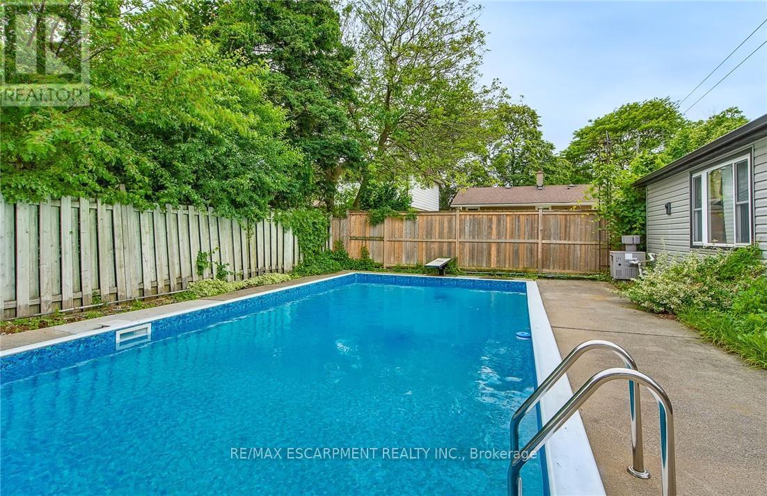 50 Sandalwood Avenue, Hamilton, Ontario  L8T 2E3 - Photo 34 - X12364841