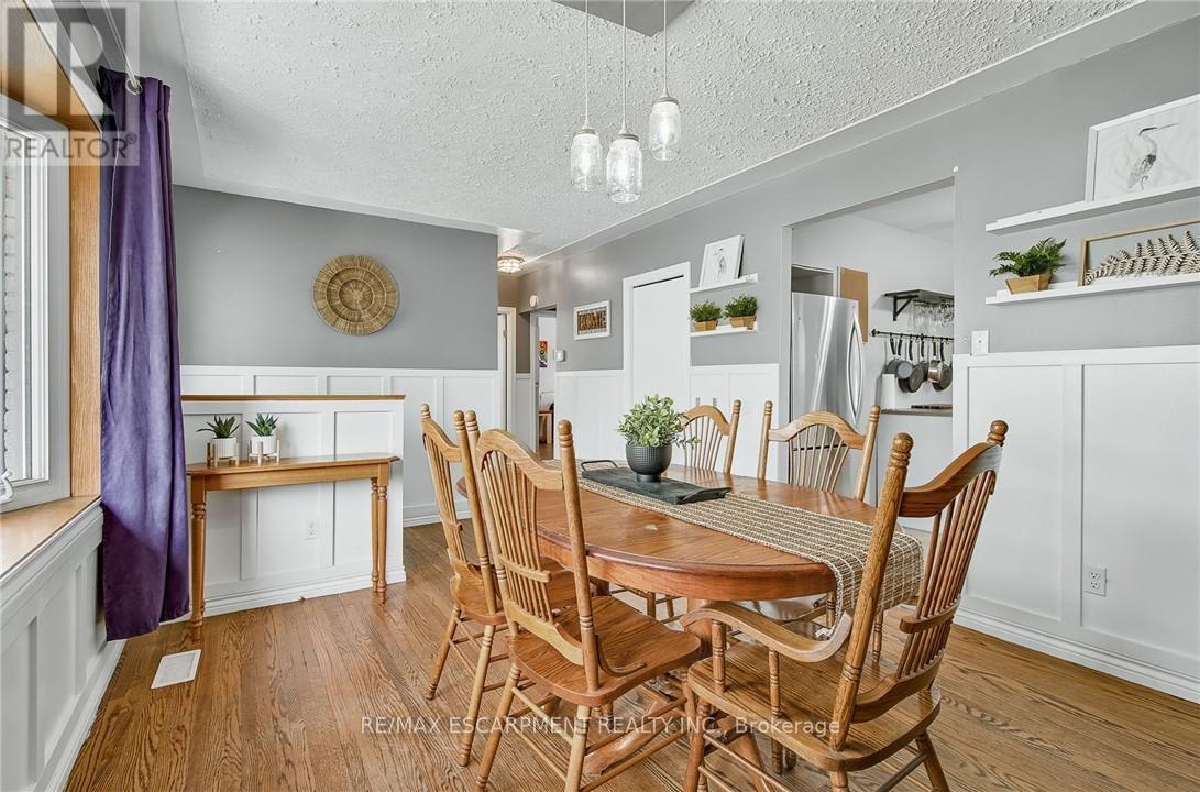 50 Sandalwood Avenue, Hamilton, Ontario  L8T 2E3 - Photo 7 - X12364841