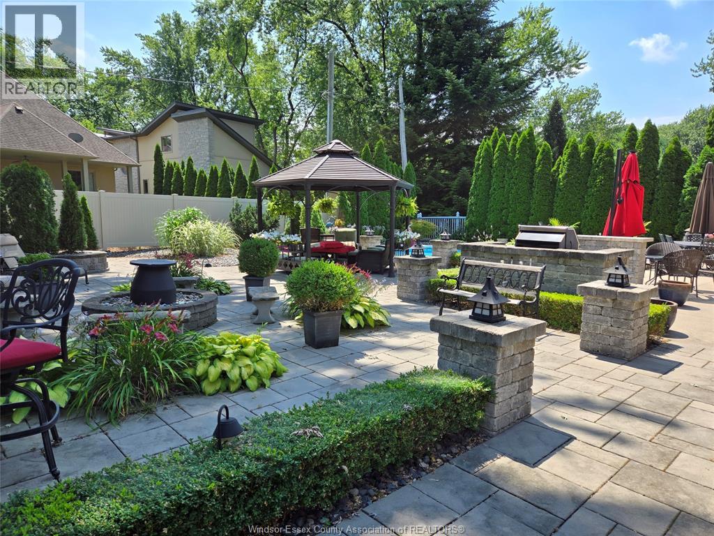 Property at 14035 RIVERSIDE DRIVE East image 4