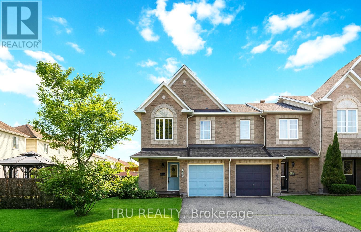 102 SOUTHPOINTE AVENUE, ottawa, Ontario