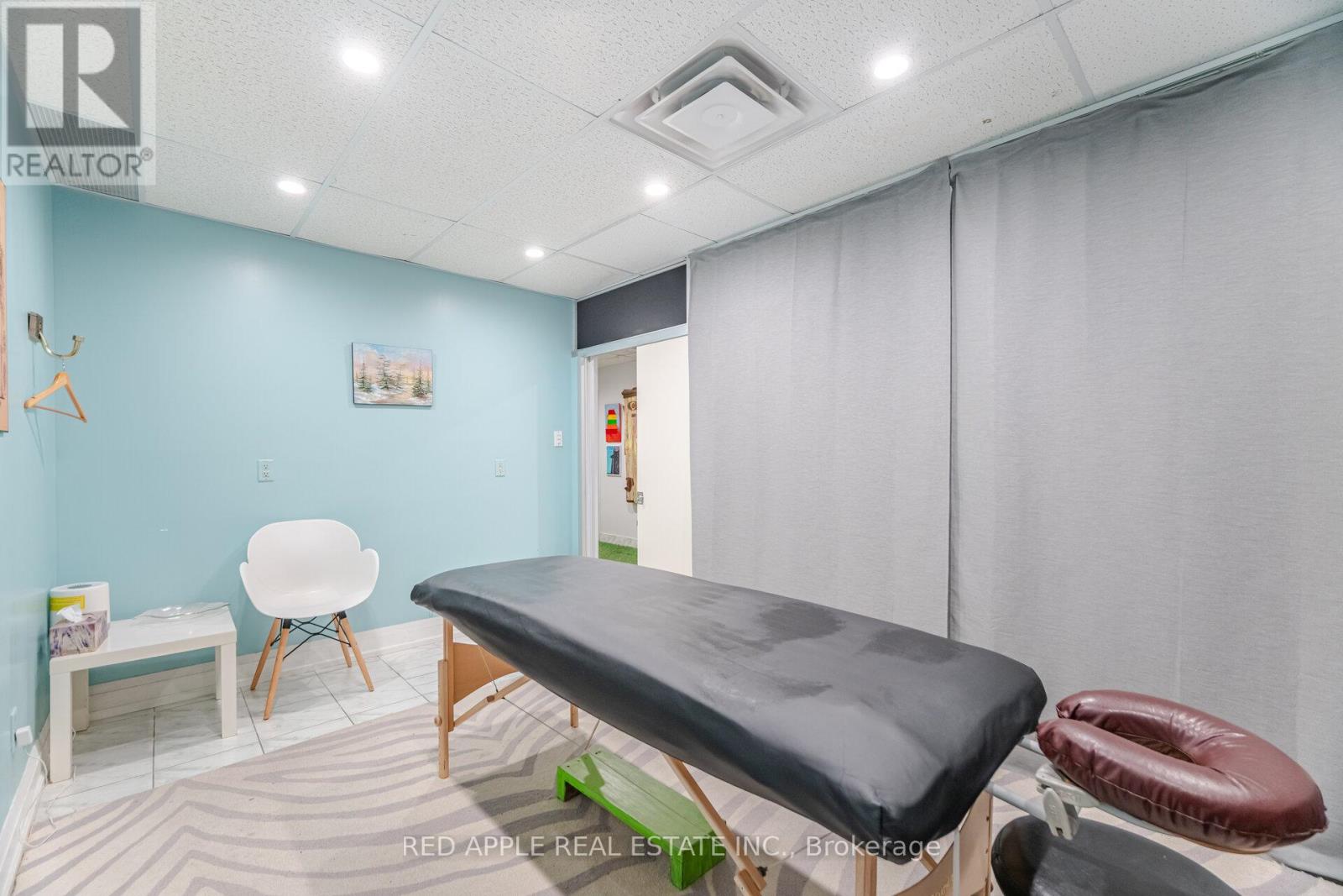 799 Bloor Street W, Toronto (Palmerston-Little Italy), Ontario  M6G 1L8 - Photo 27 - C12365008