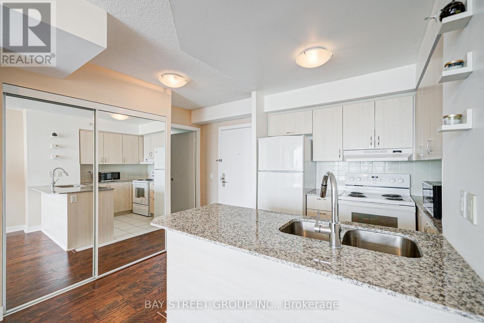 1003 - 5740 Yonge Street, Toronto, Ontario  M2M 0B1 - Photo 11 - C12365009
