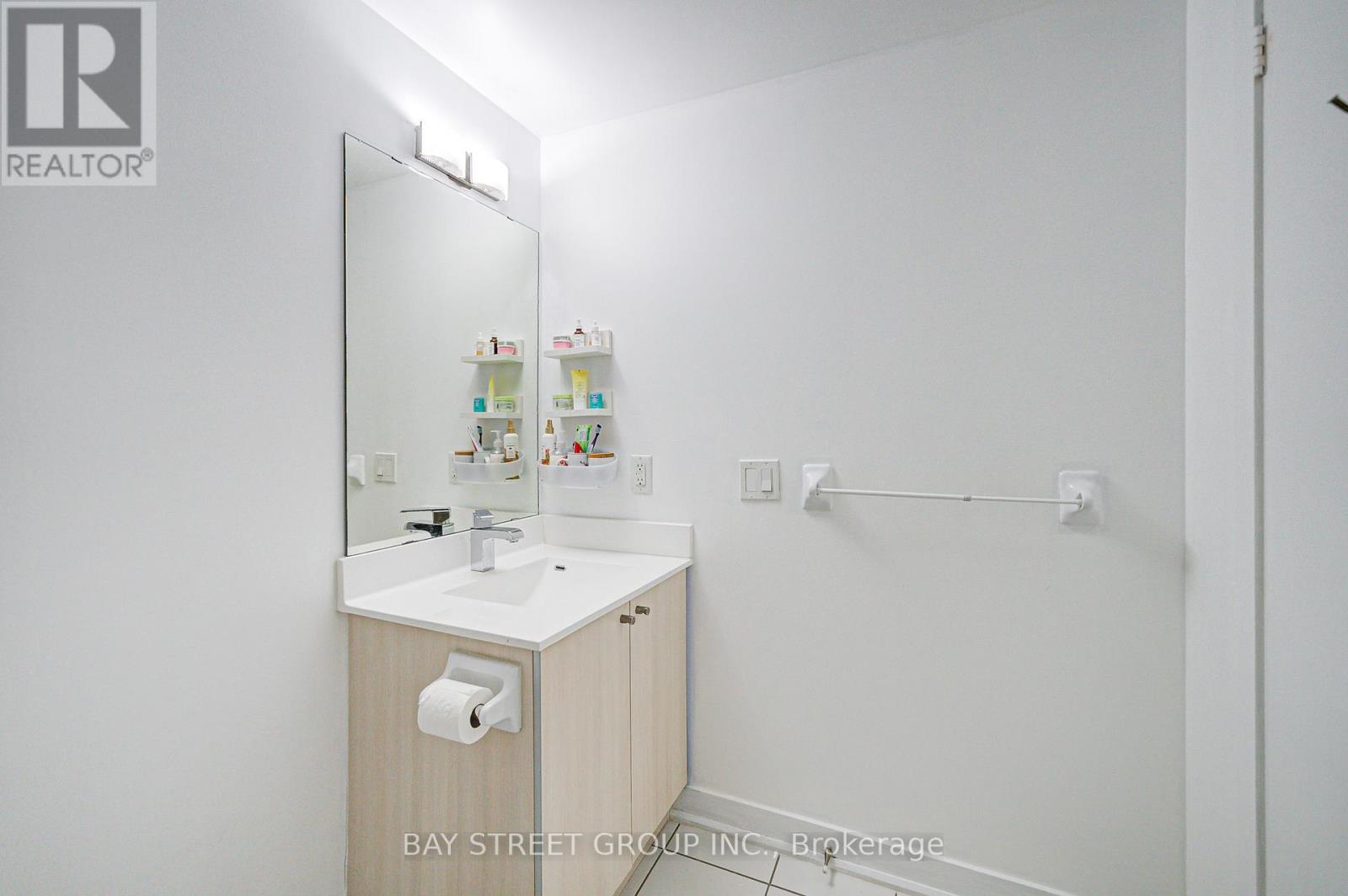 1003 - 5740 Yonge Street, Toronto, Ontario  M2M 0B1 - Photo 25 - C12365009