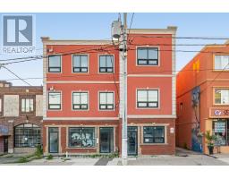416 OAKWOOD AVENUE, Toronto, Ontario