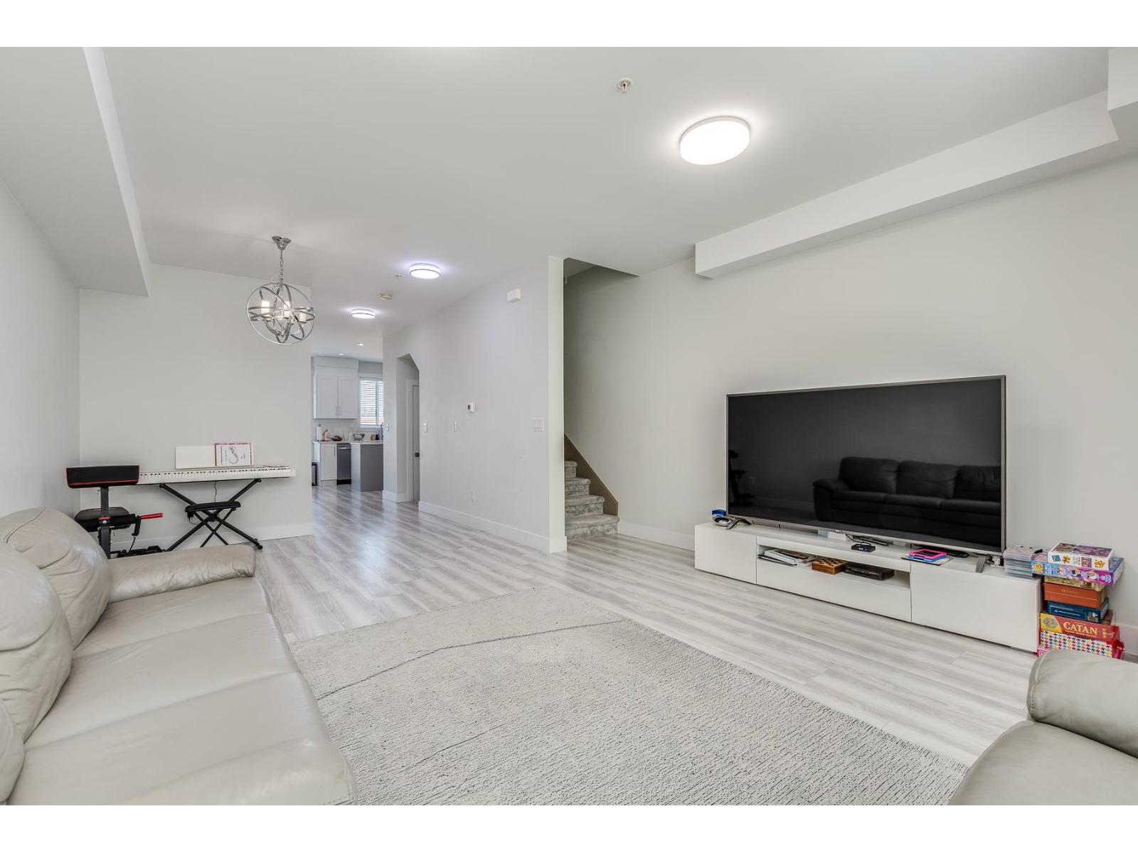 8 19631 55a Avenue, Langley, British Columbia  V3A 3X1 - Photo 12 - R3040376