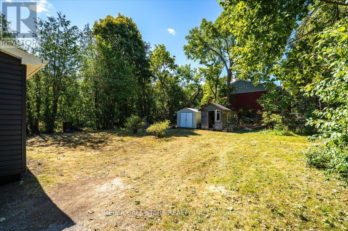 489 Bay Street, Brock, Ontario  L0K 1A0 - Photo 20 - N12300431