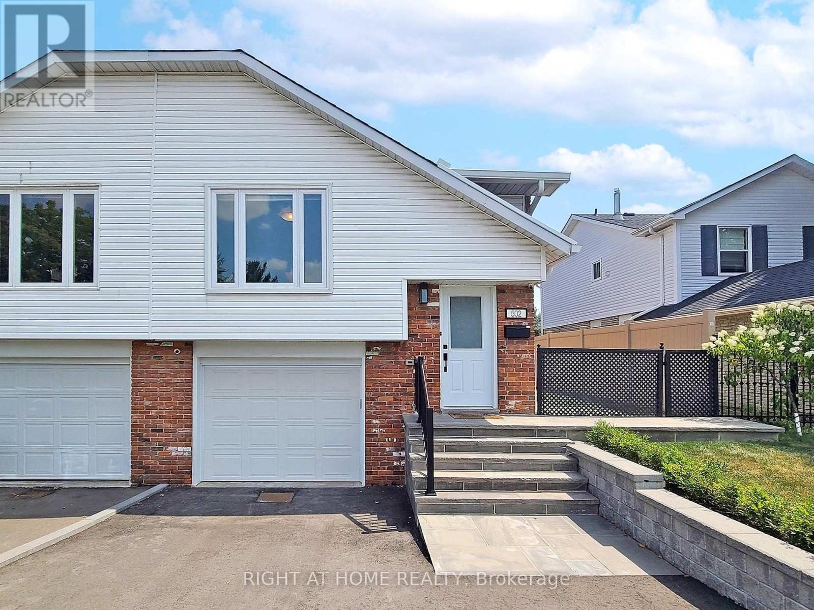 502 GALEDOWNS COURT, Mississauga, Ontario