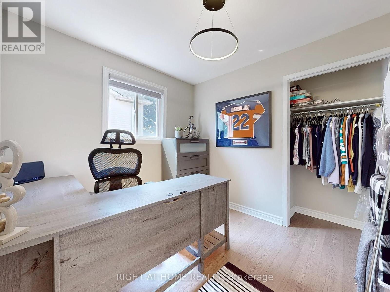 502 Galedowns Court, Mississauga, Ontario  L5A 3H9 - Photo 16 - W12364920
