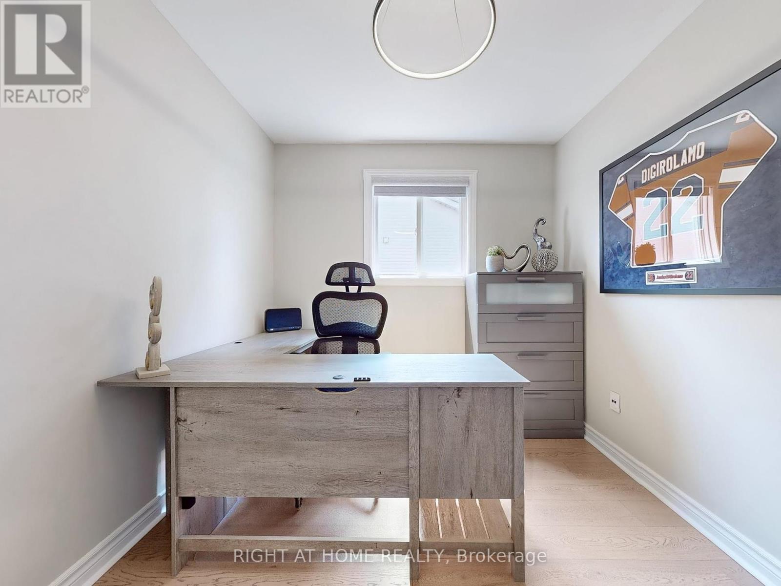502 Galedowns Court, Mississauga, Ontario  L5A 3H9 - Photo 17 - W12364920