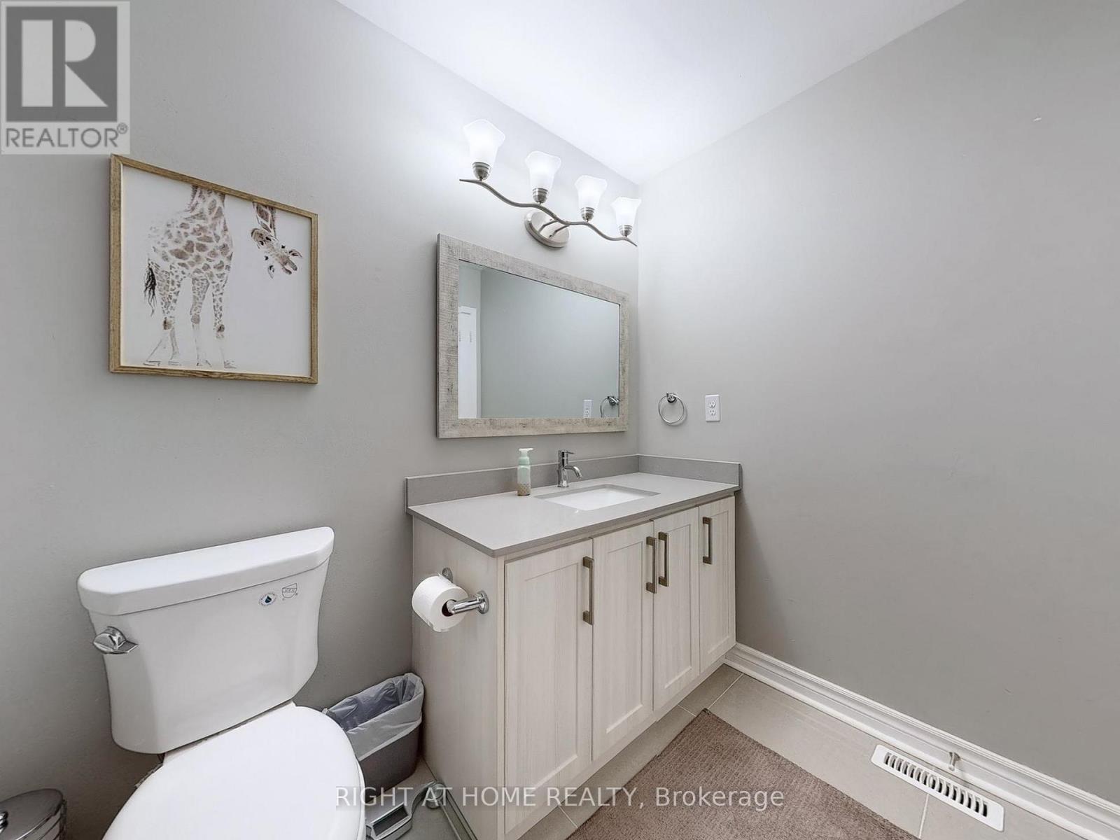 502 Galedowns Court, Mississauga, Ontario  L5A 3H9 - Photo 20 - W12364920