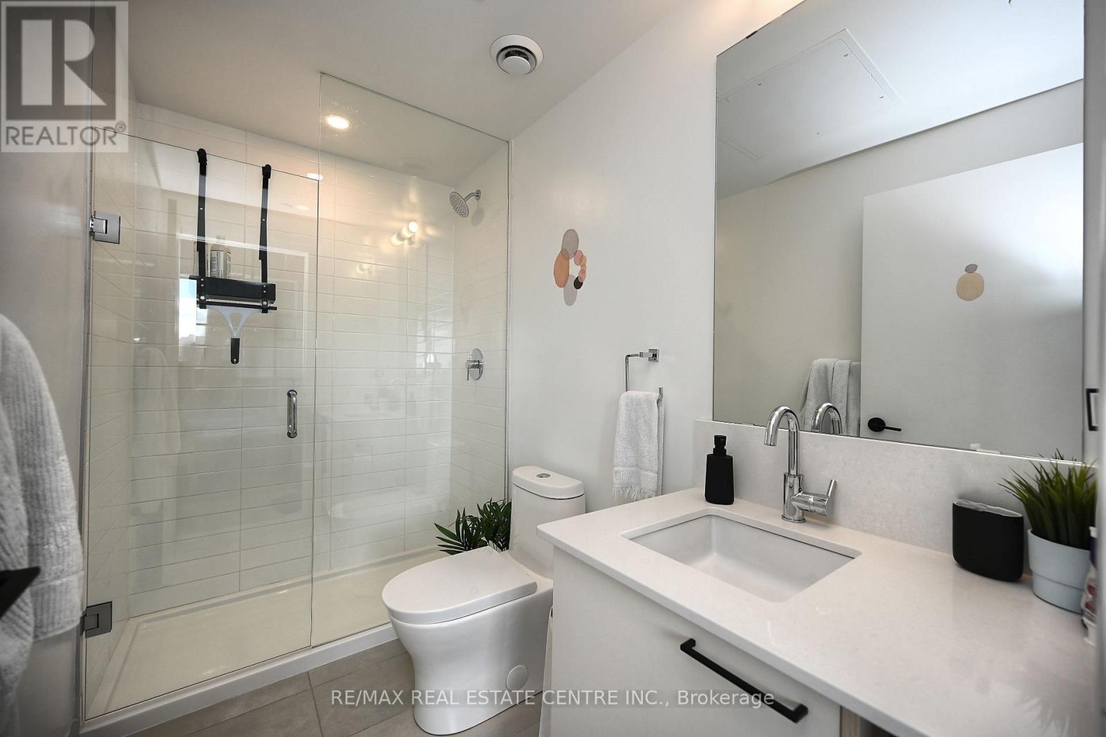715 - 3005 Pine Glen Road S, Oakville, Ontario  L6M 4J3 - Photo 16 - W12364930