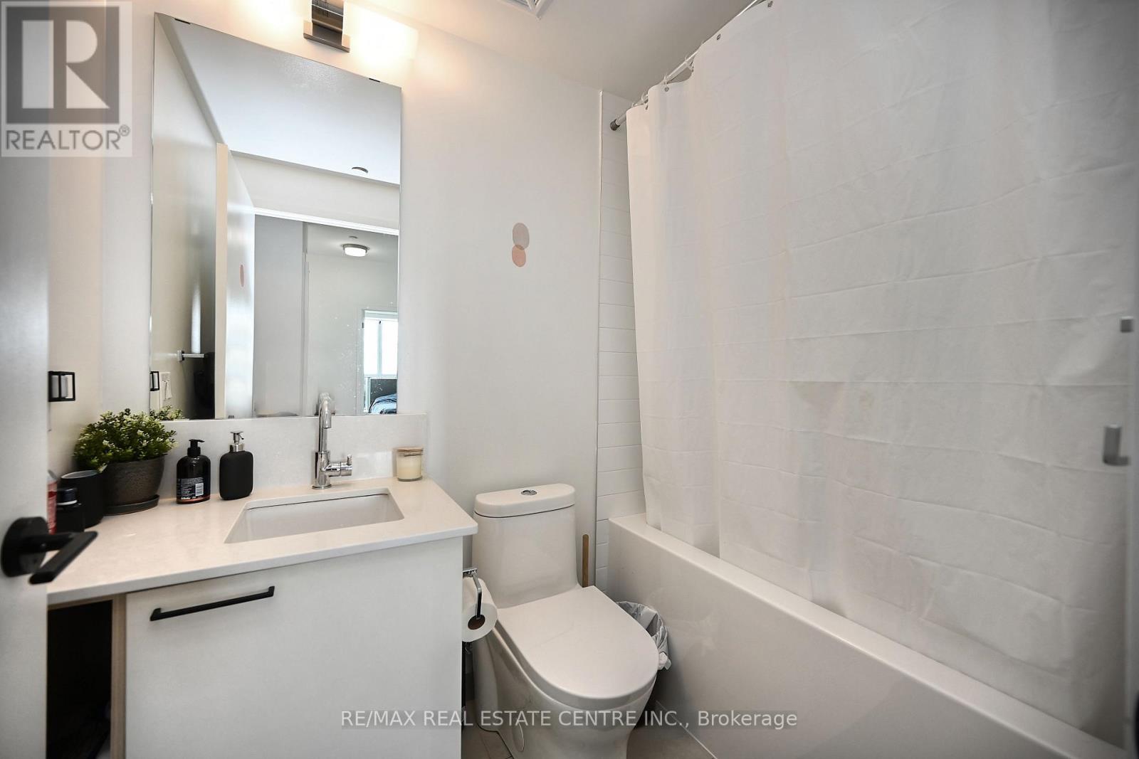715 - 3005 Pine Glen Road S, Oakville, Ontario  L6M 4J3 - Photo 20 - W12364930