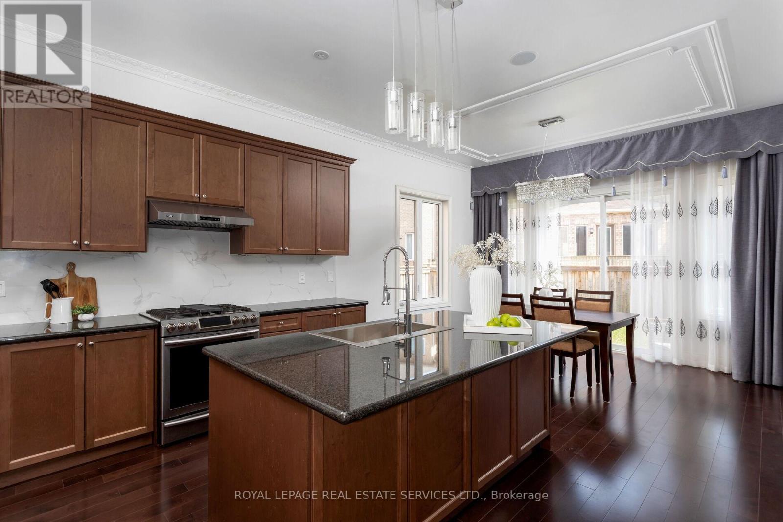 3159 William Rose Way, Oakville, Ontario  L6H 0T3 - Photo 13 - W12364954