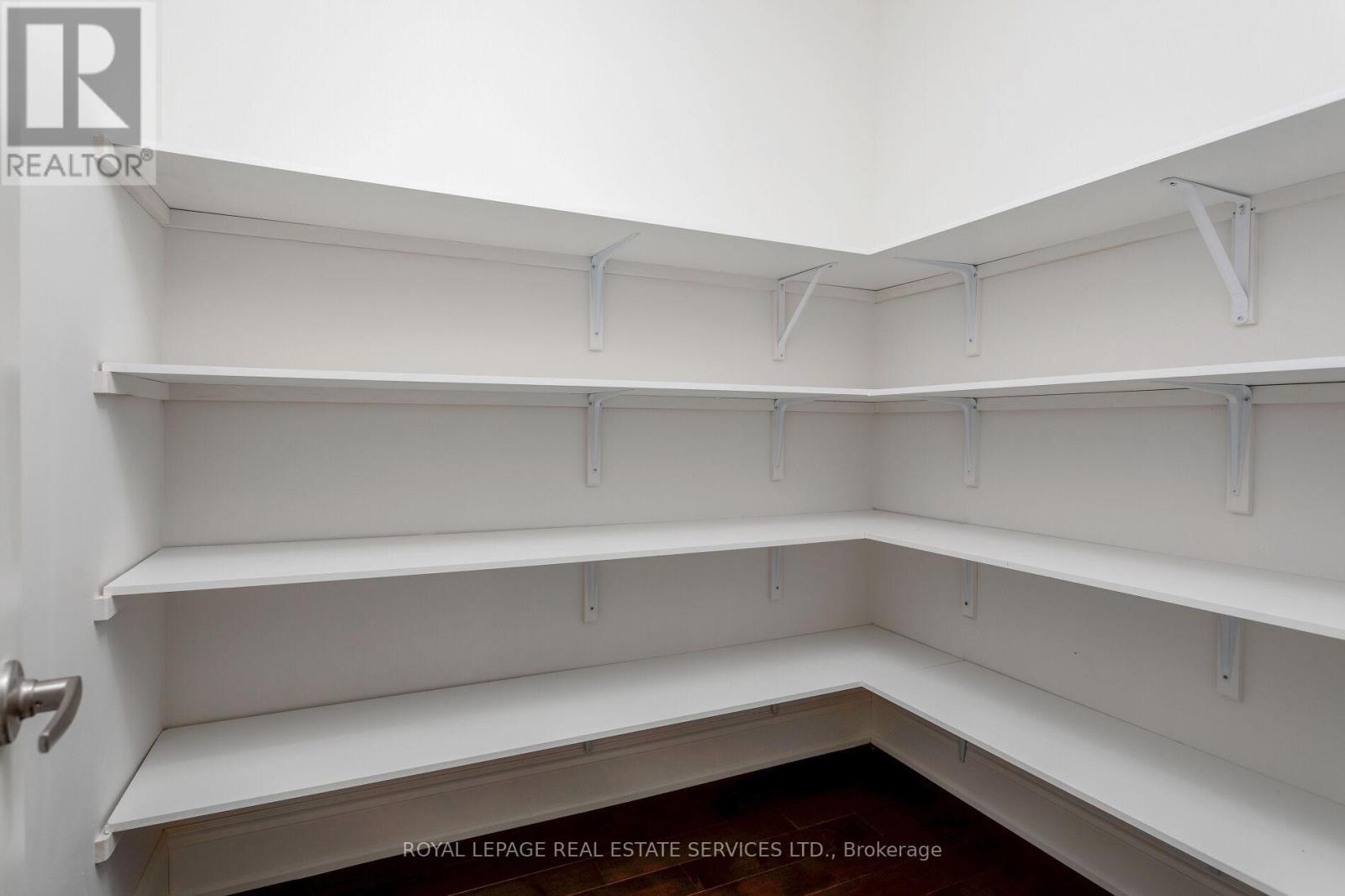 3159 William Rose Way, Oakville, Ontario  L6H 0T3 - Photo 41 - W12364954