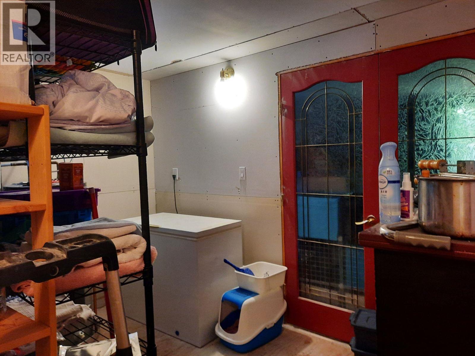 4300 Victoria Avenue E, Grand Forks, British Columbia  V0H 1H5 - Photo 10 - 10342364