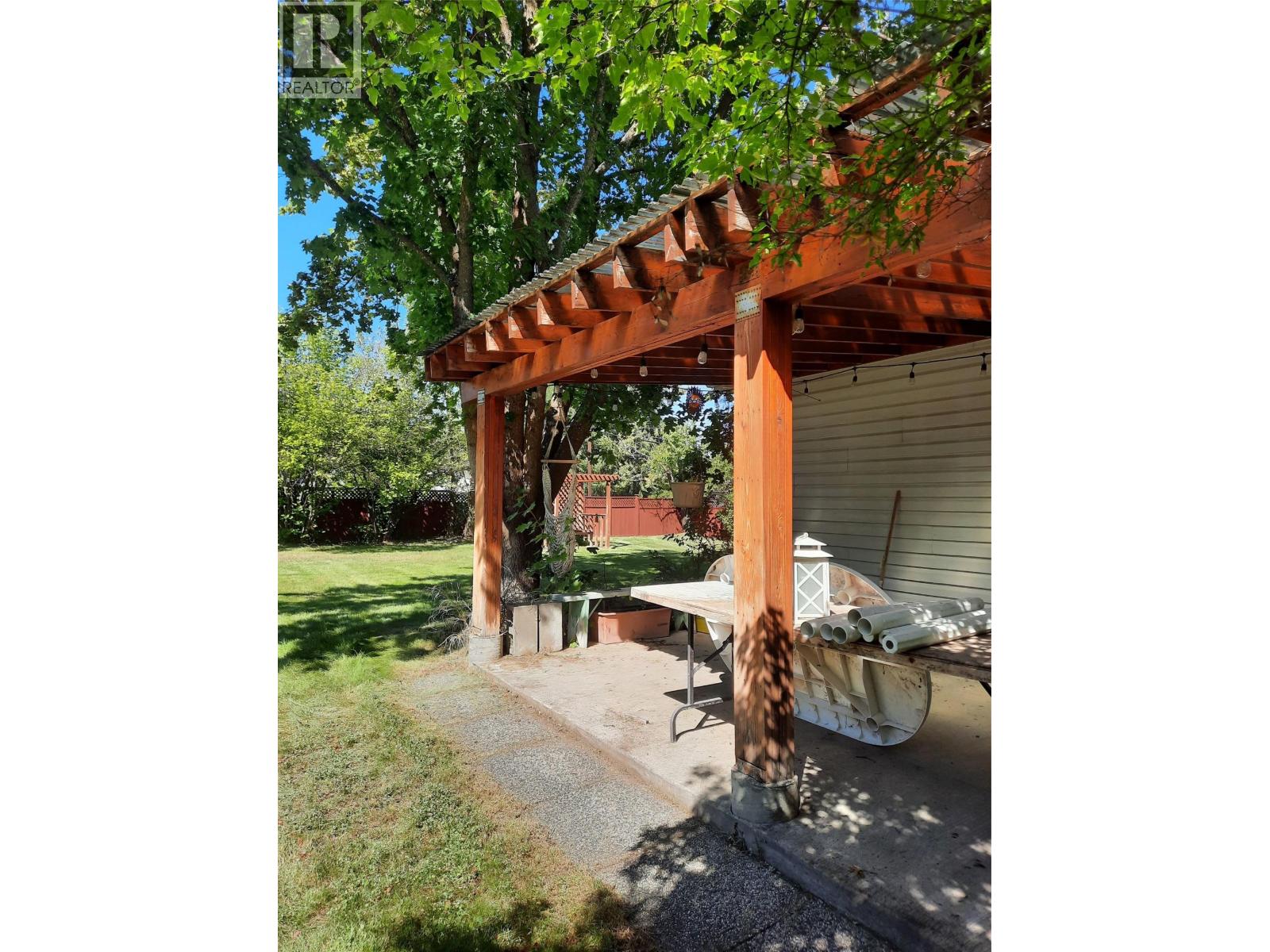 4300 Victoria Avenue E, Grand Forks, British Columbia  V0H 1H5 - Photo 20 - 10342364