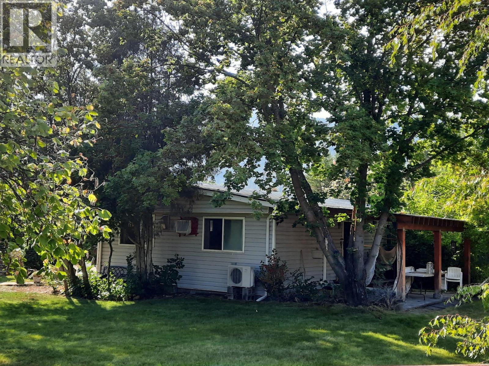 4300 Victoria Avenue E, Grand Forks, British Columbia  V0H 1H5 - Photo 32 - 10342364