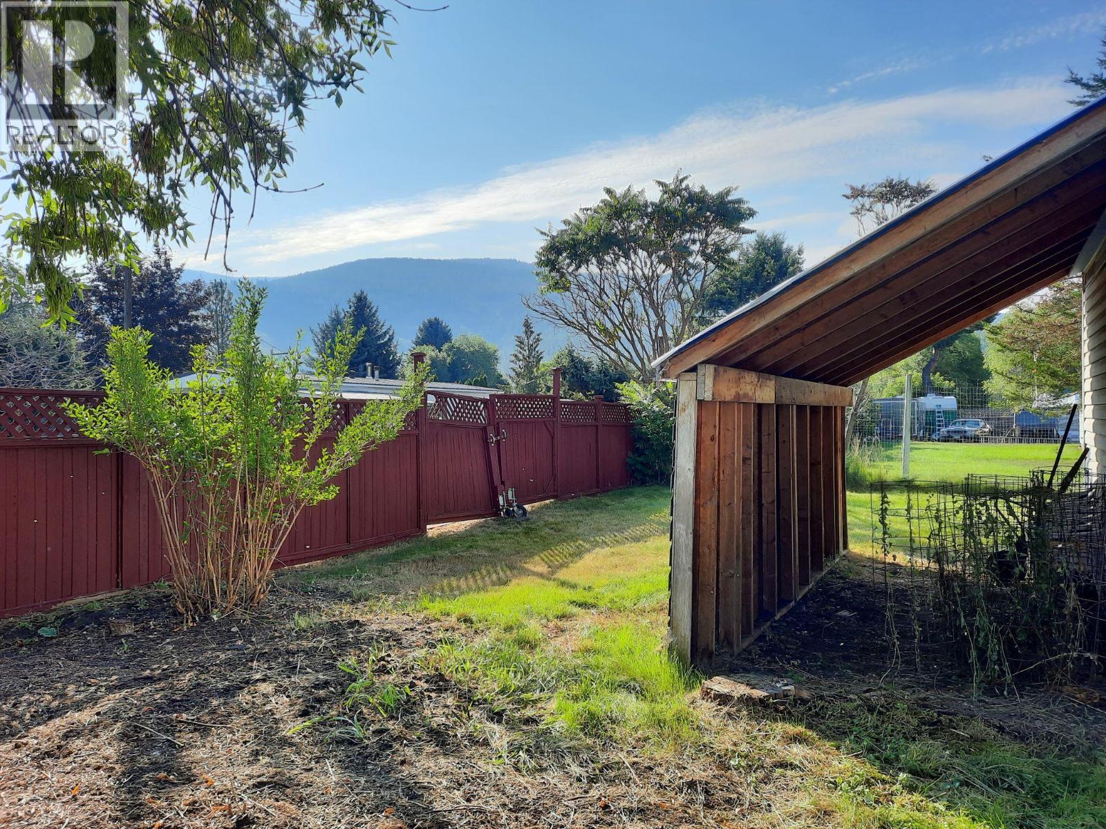 4300 Victoria Avenue E, Grand Forks, British Columbia  V0H 1H5 - Photo 39 - 10342364