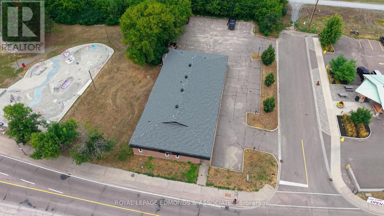 100 Victoria Street, Pembroke, Ontario  K8A 8E1 - Photo 5 - X12365066