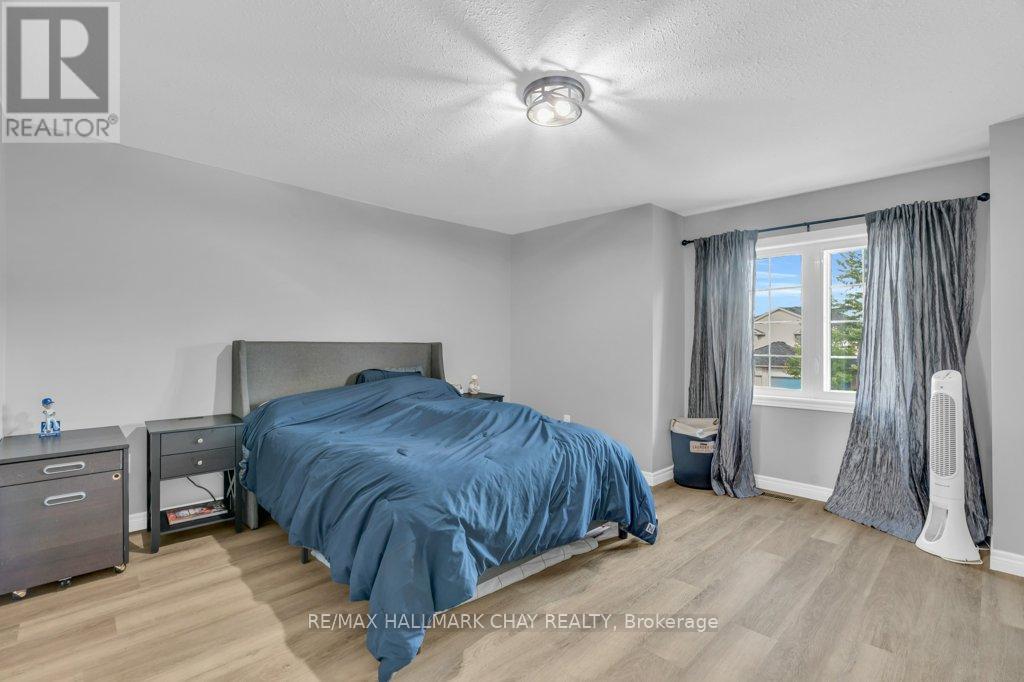 3 Davison Drive, Guelph, Ontario  N1E 0C1 - Photo 17 - X12365017