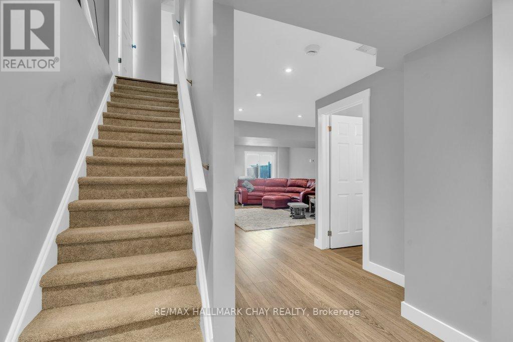 3 Davison Drive, Guelph, Ontario  N1E 0C1 - Photo 25 - X12365017
