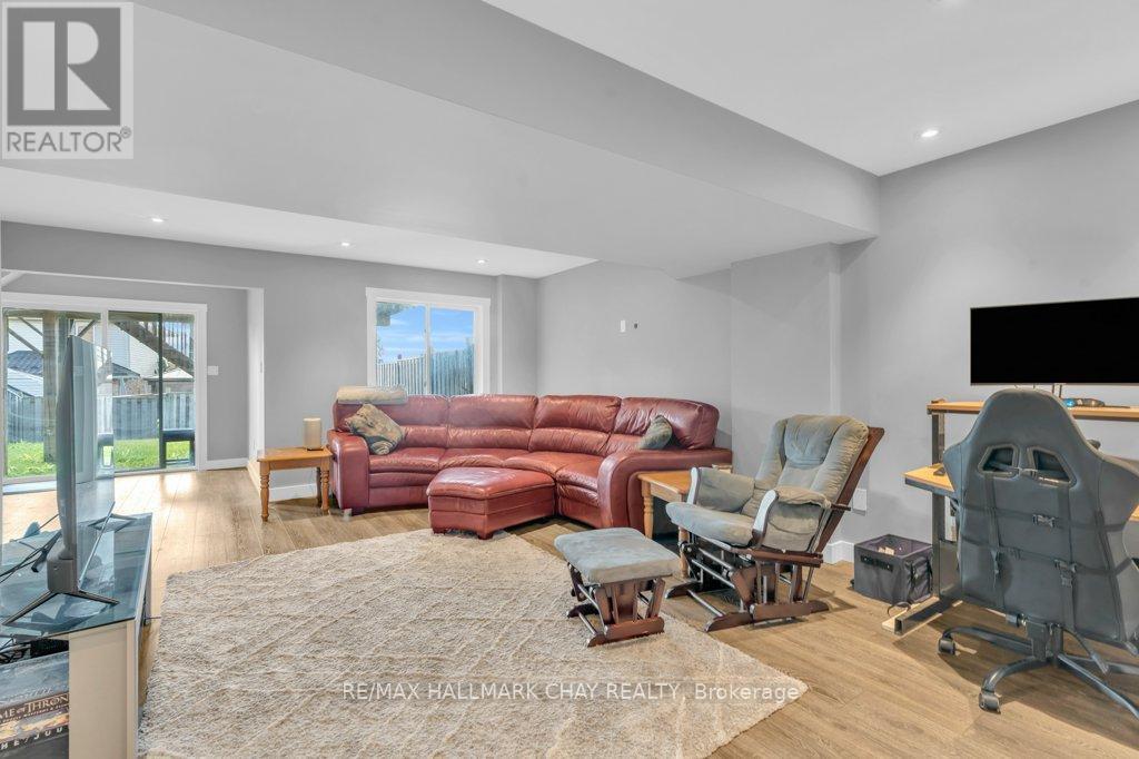 3 Davison Drive, Guelph, Ontario  N1E 0C1 - Photo 26 - X12365017