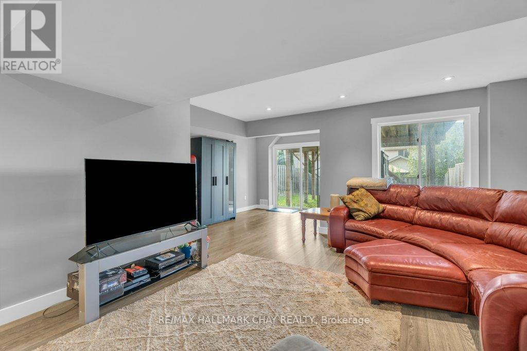 3 Davison Drive, Guelph, Ontario  N1E 0C1 - Photo 28 - X12365017