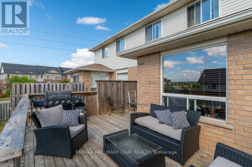 3 Davison Drive, Guelph, Ontario  N1E 0C1 - Photo 35 - X12365017