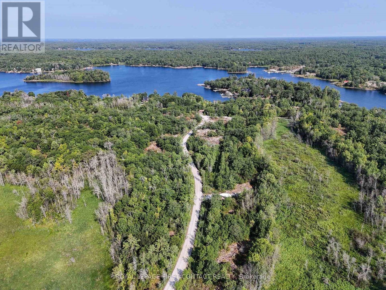 30 Birch Acres Drive, Georgian Bay, Ontario  L0K 1S0 - Photo 1 - X12365019