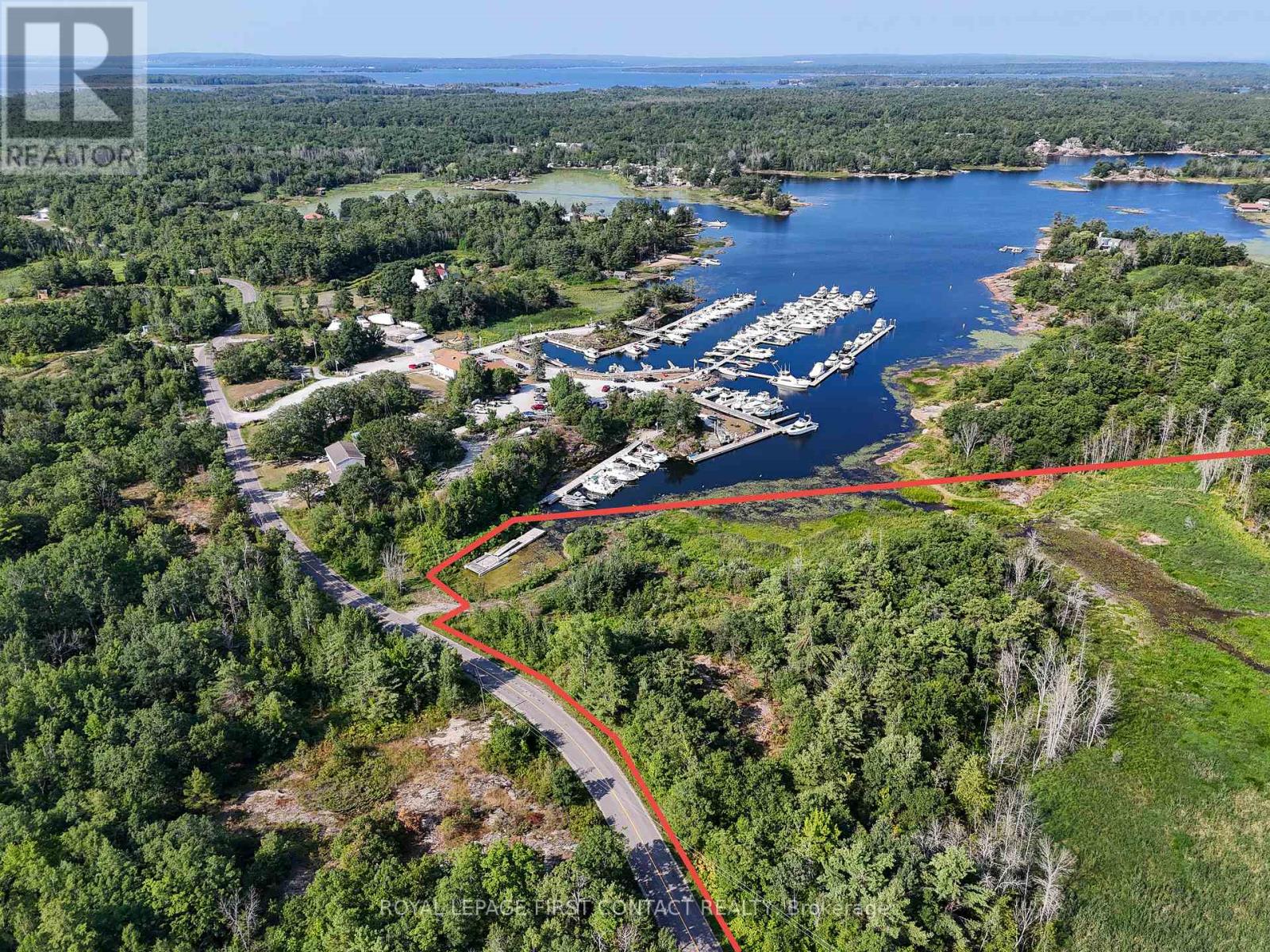 30 Birch Acres Drive, Georgian Bay, Ontario  L0K 1S0 - Photo 13 - X12365019