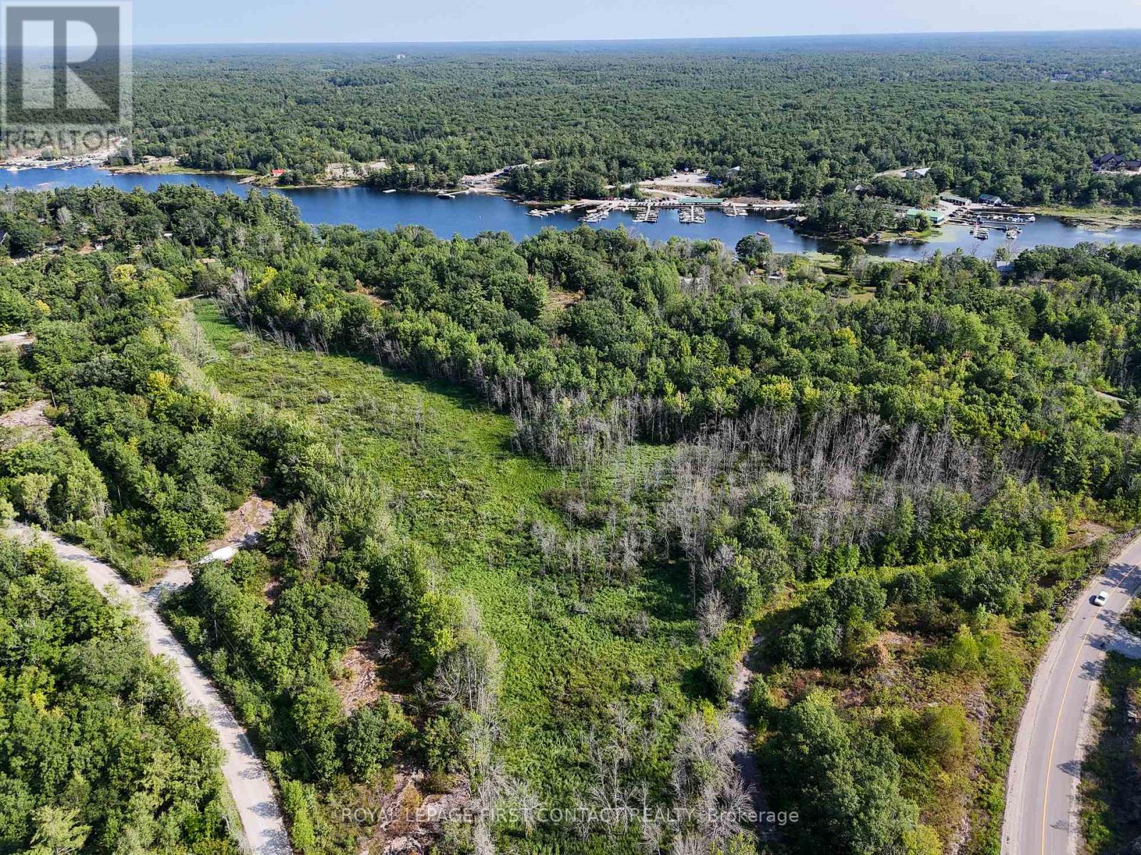 30 Birch Acres Drive, Georgian Bay, Ontario  L0K 1S0 - Photo 14 - X12365019